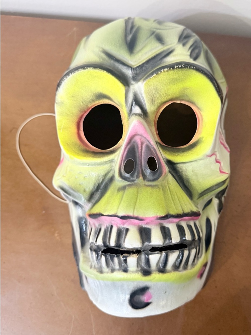 Vintage 1950s 60s Bayshore Neon Retro Skull Skeleton Halloween Mask Ben Cooper